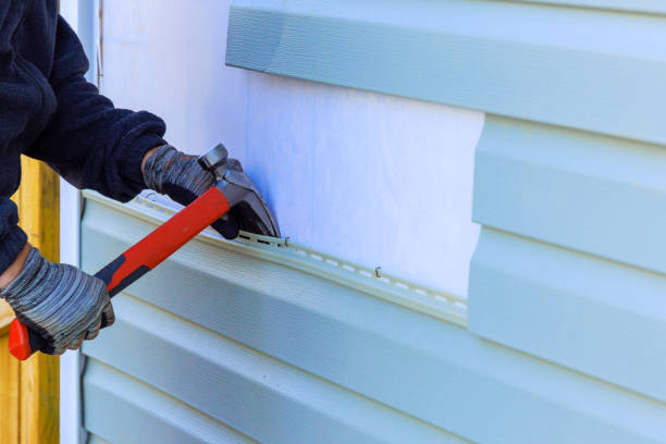 Reliable Vinyl Siding contractor in Barrington, IL by Creative Siding